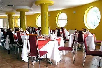 Hotel Beta